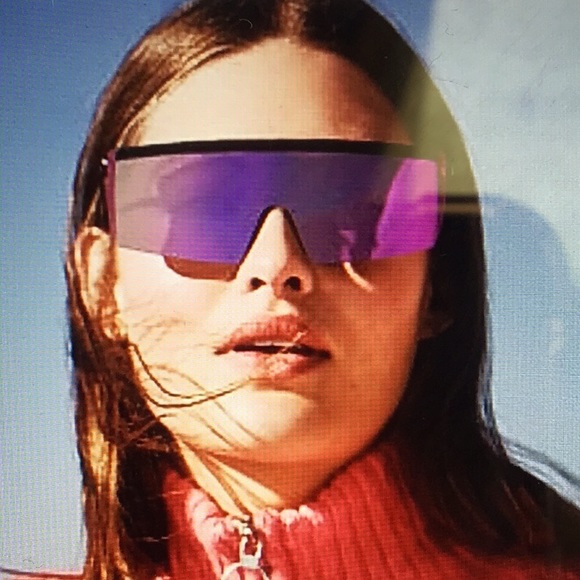 ❌❌❌SOOLD OUT  ! Rare VS Pink shield sunnies - Picture 2 of 9